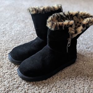 Koolaburra by ugg Leopard Boots size 8